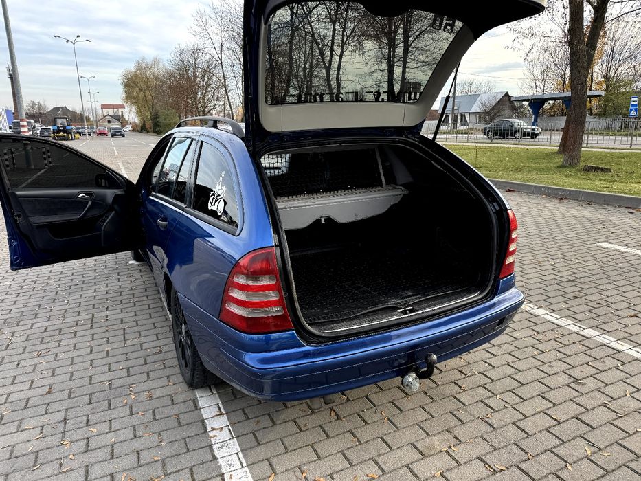 Мерседес w203 2.2диз