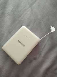 Powerbank Samsung 8400 biały z kablem