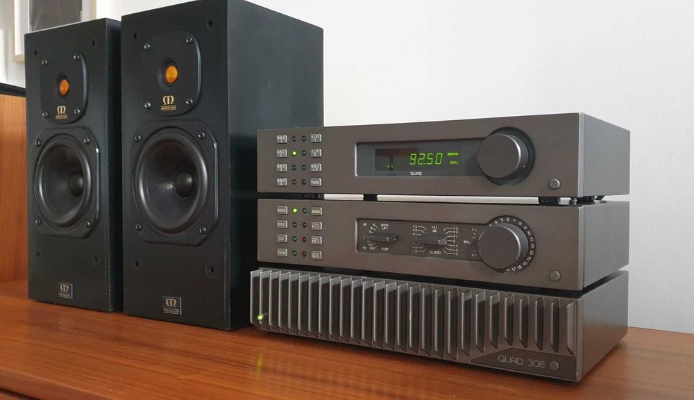 Amplificador Pré Sintonizador  Quad 306, 34, FM4 Colunas Monitor Audio