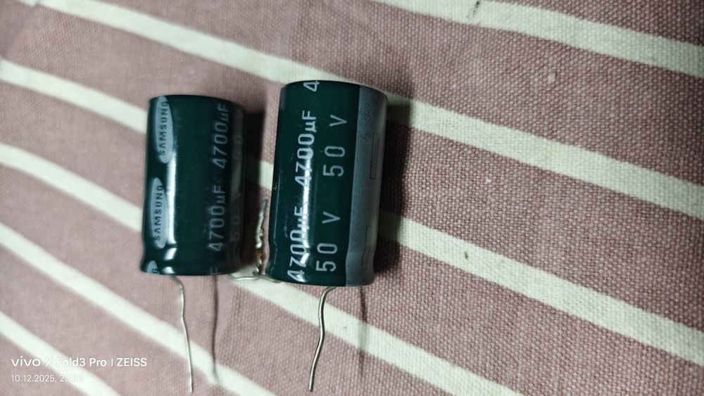 Kondensator Samsung  4700qF/ 50 v