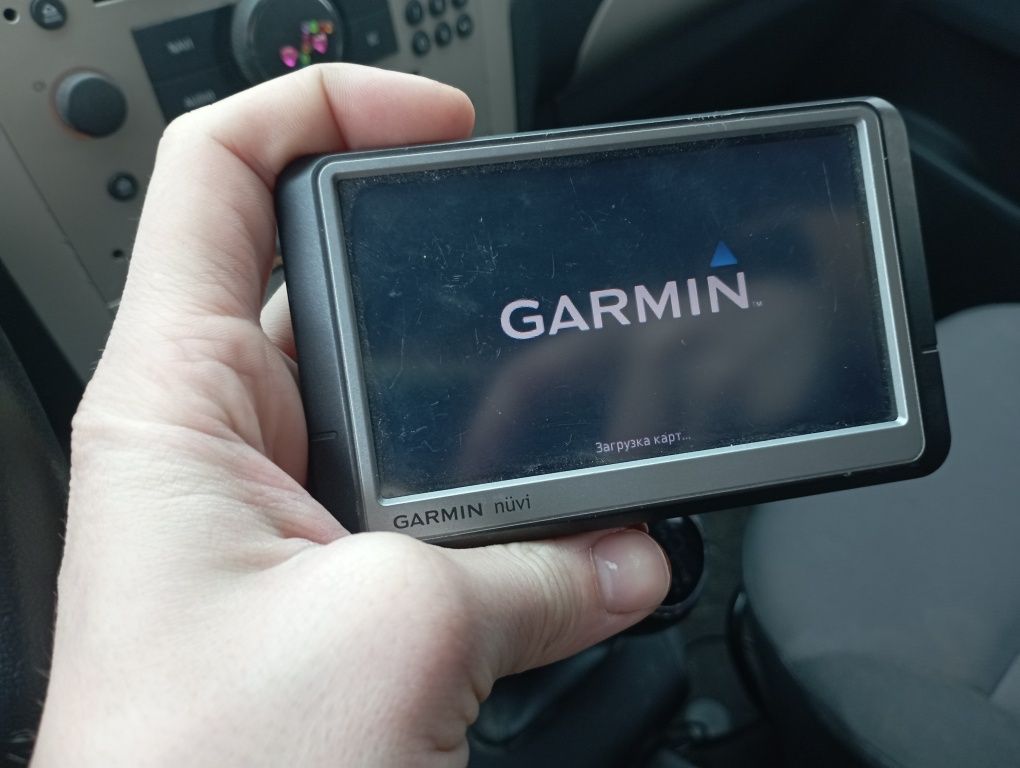GPS навигатор Garmin nuvi