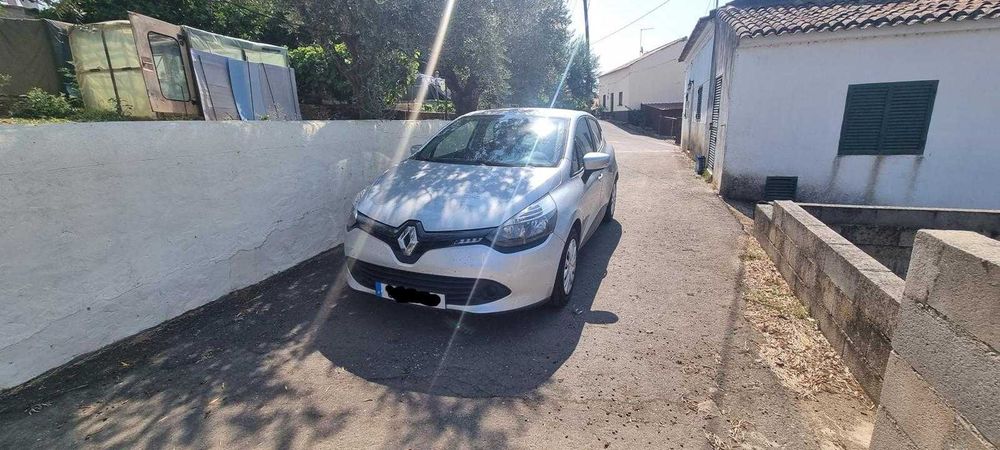 Renault Clio 1.5 dCi (2015) – Excelente estado