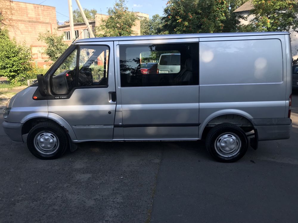 Продам автомобіль ford transit