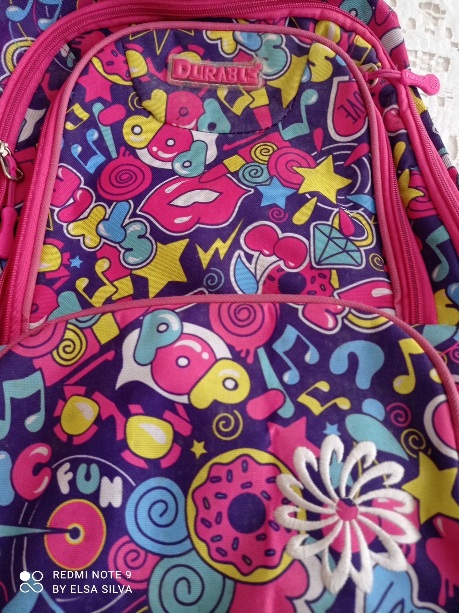 Mochila para a escola nova