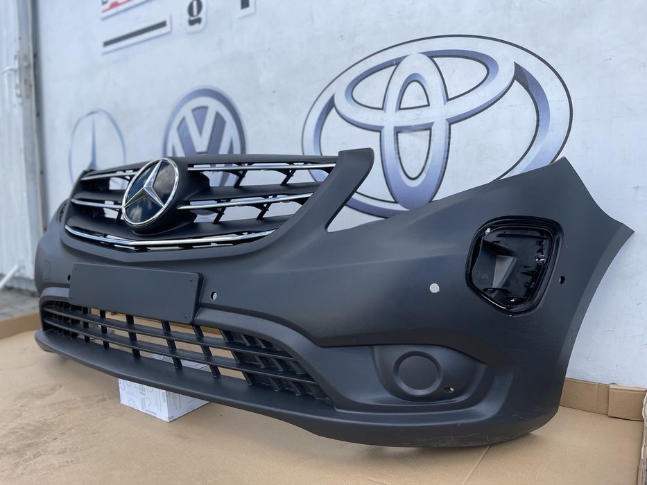 Бампер решітка Е-Віто Mercedes E vito EQV Розборка