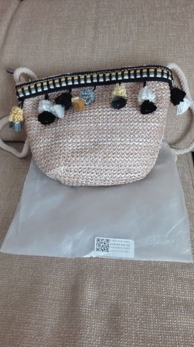 Mala de palhinha nova