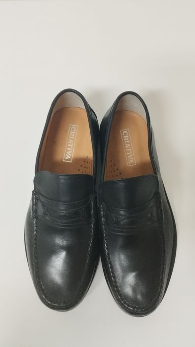 Sapatos de homem NOVOS 38