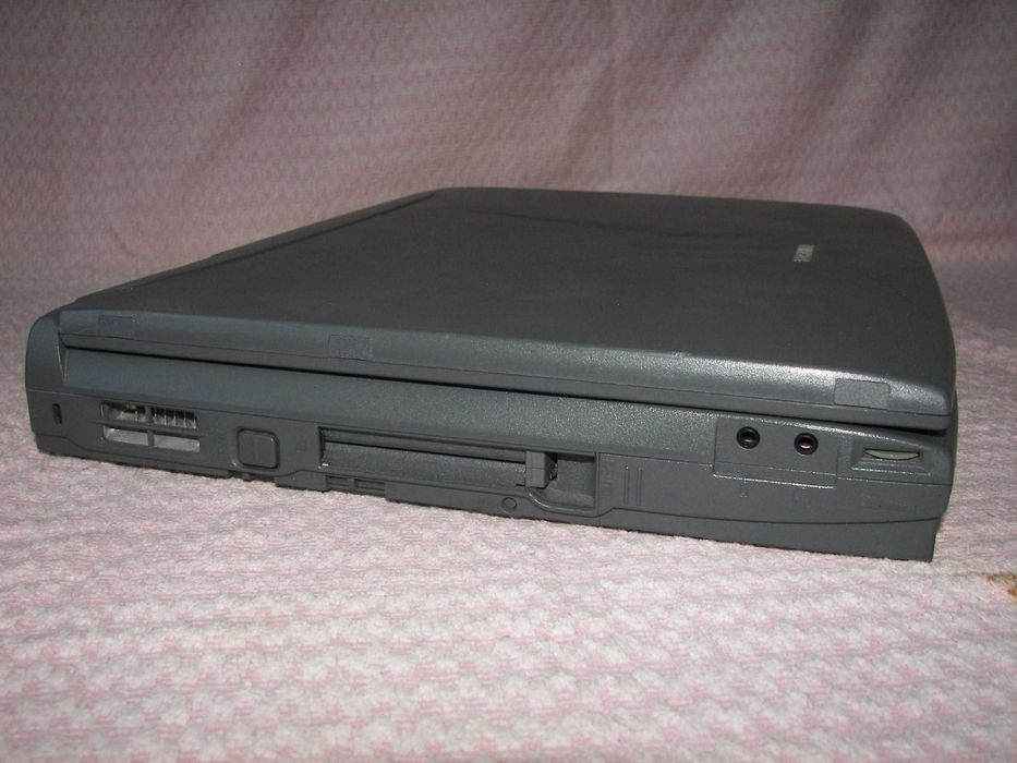 Продам  Ноутбук "Toshiba" SР 4270 б/в (виробник -  "Toshiba", Японія):