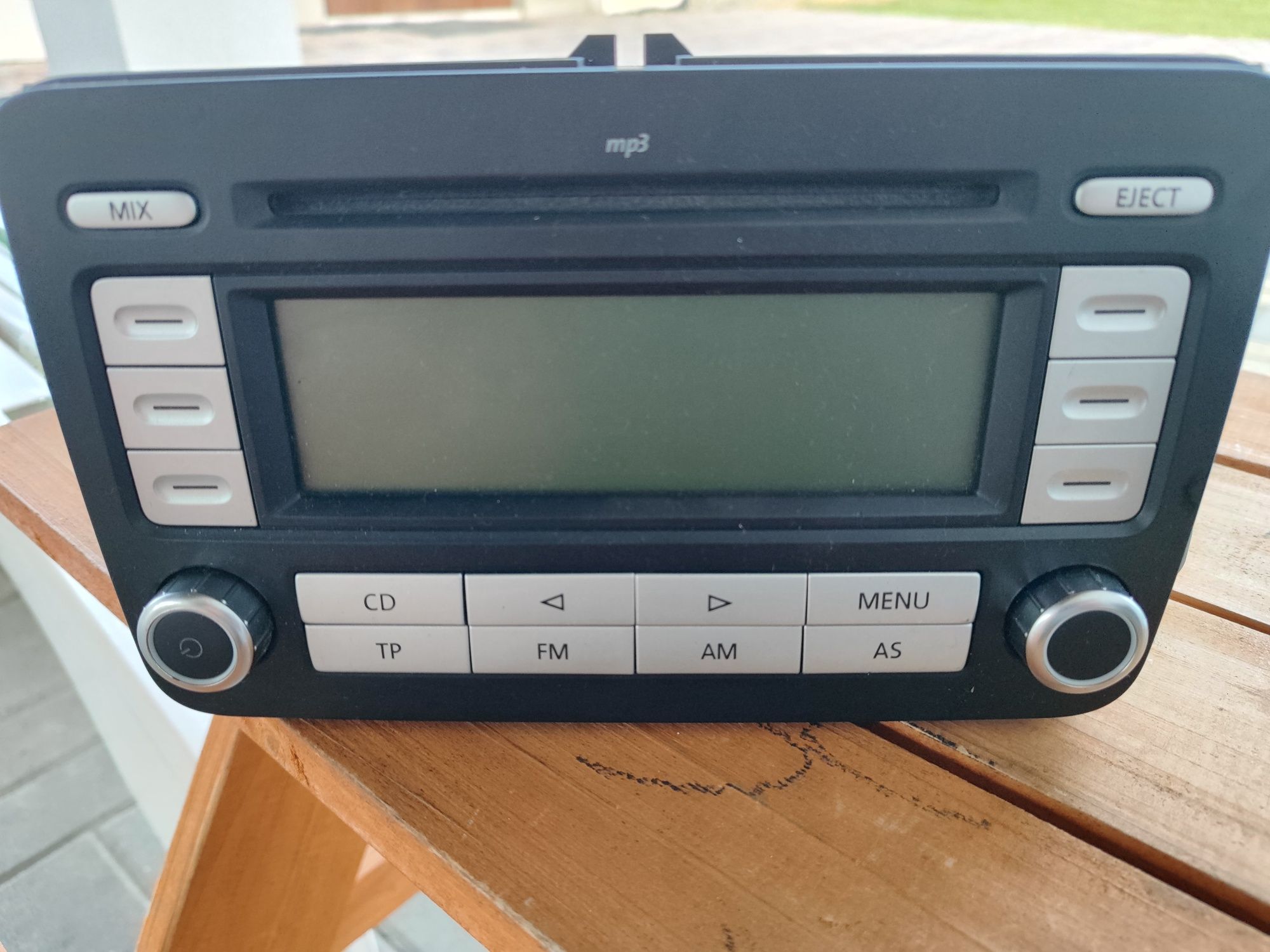 Radio VW RCD 300 MP3. Sprawne. Rozkodowane