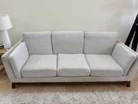 Vendo sofa de tres lugares semi usado
