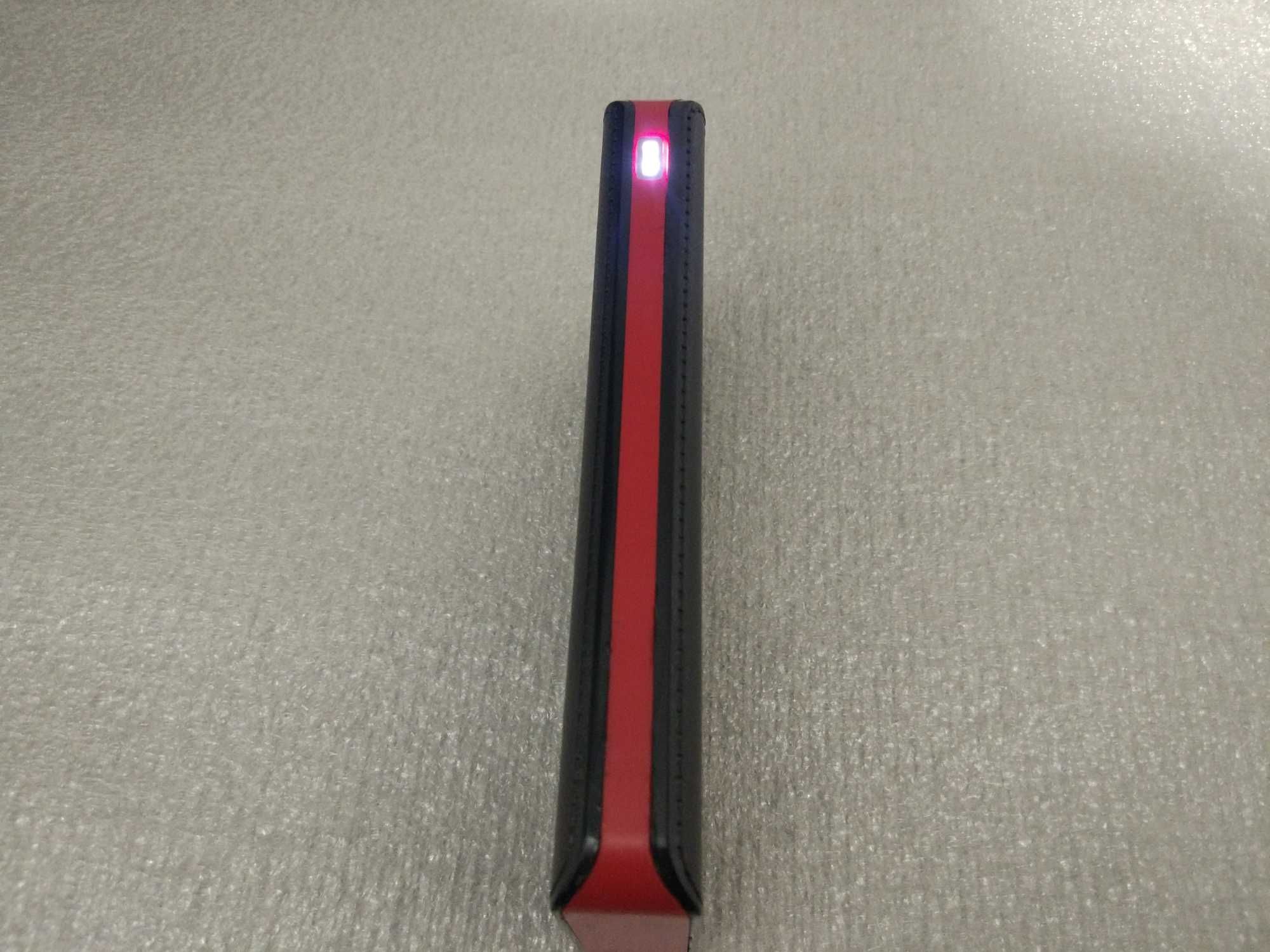 Повербанк на 10000 mAh на аккумуляторах 18650