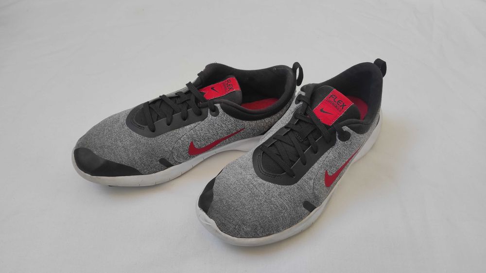 Кросівки Nike Flex Experience 8
розмір: 42