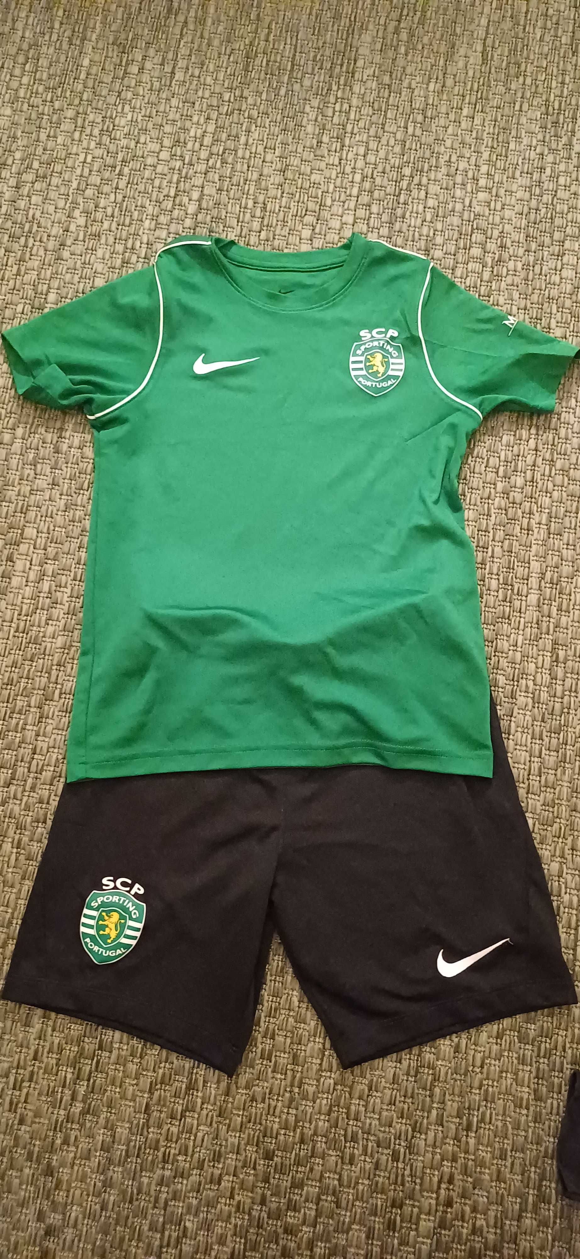 Equipamento futebol Sporting criança