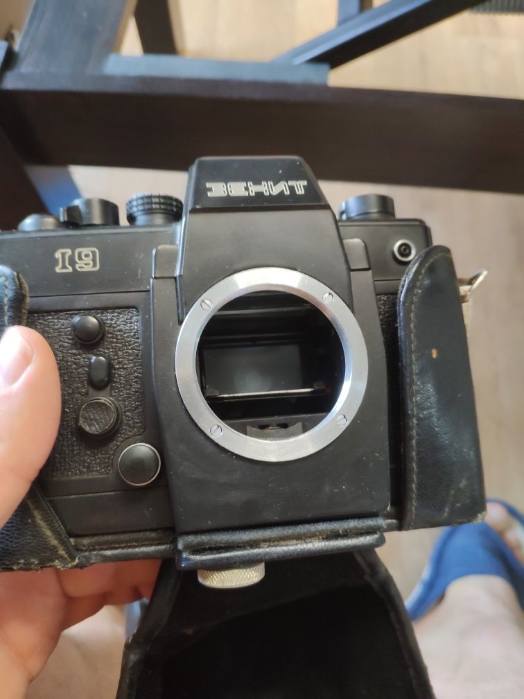 Тушка фотоапарата Зенит Zenit e 19 ttl 312 15м et 122 ем 11 3м ттл Чех