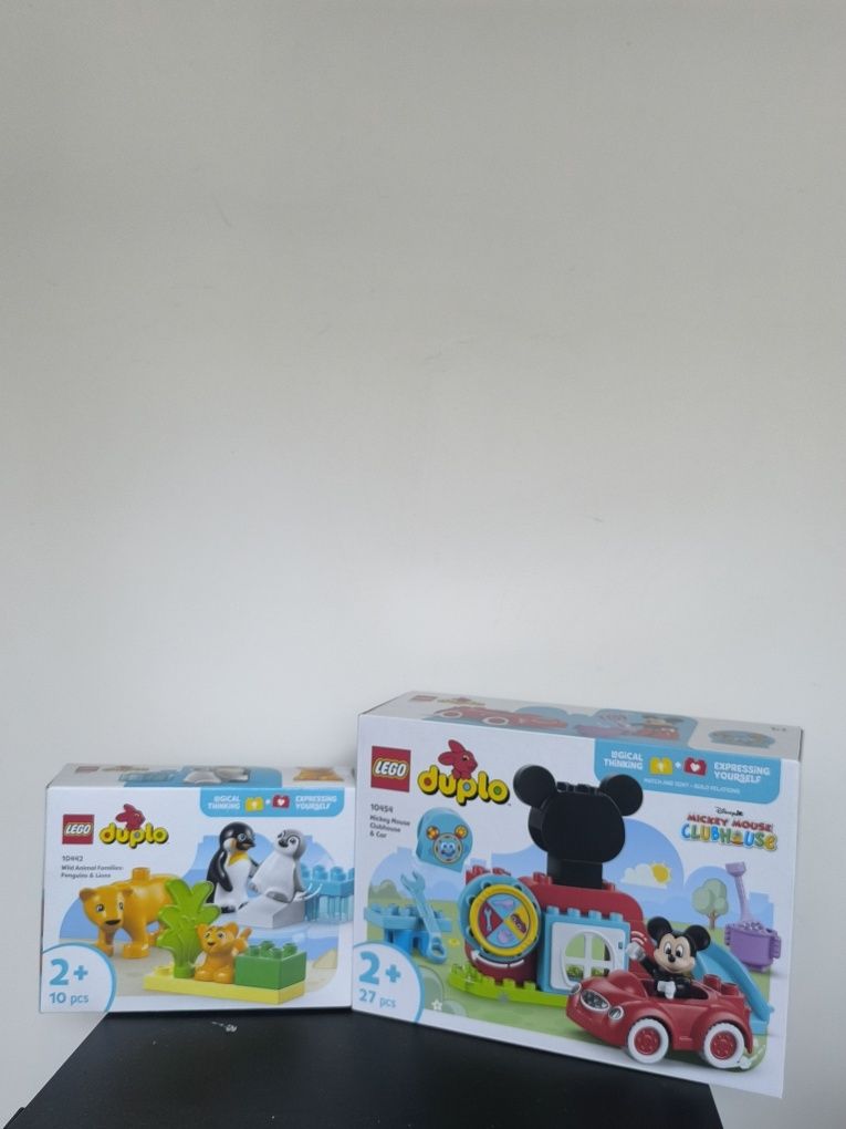 Zestaw klocków LEGO Duplo Rodziny dzikich zwierząt: pingwiny i lwy (10