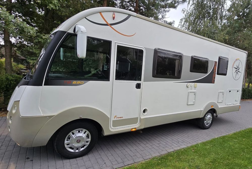 Fiat Ducato Itineo  Bogato Wyposażony Kamper / Pełna Integra Ducato Itineo TB 690 Rapido
