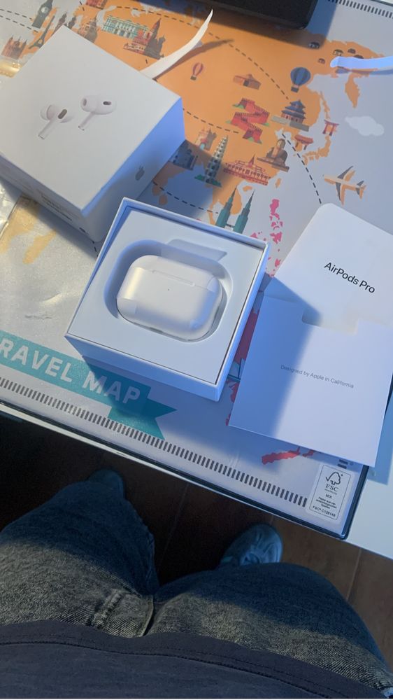 Air pods 2 pros