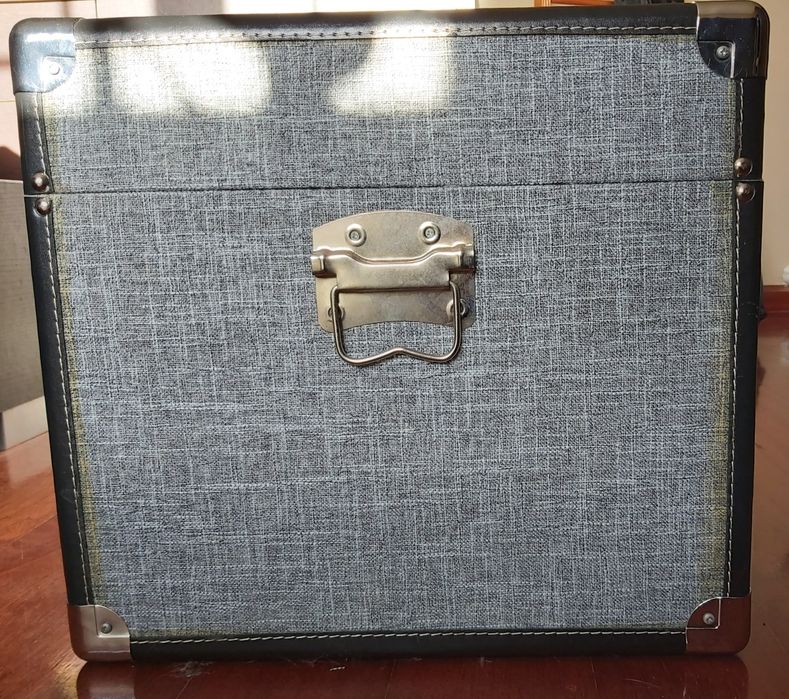 Caixa/ Baú Loja do Gato Preto