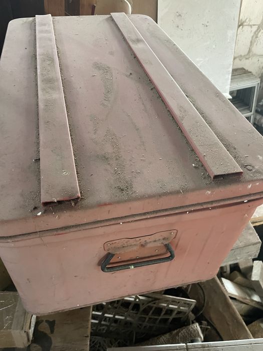 Skrzynia na przybory jeździeckie