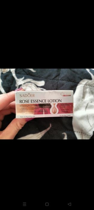 Nowe kapsułki do twarzy serum esencja róża rozjaśniające  kolagen