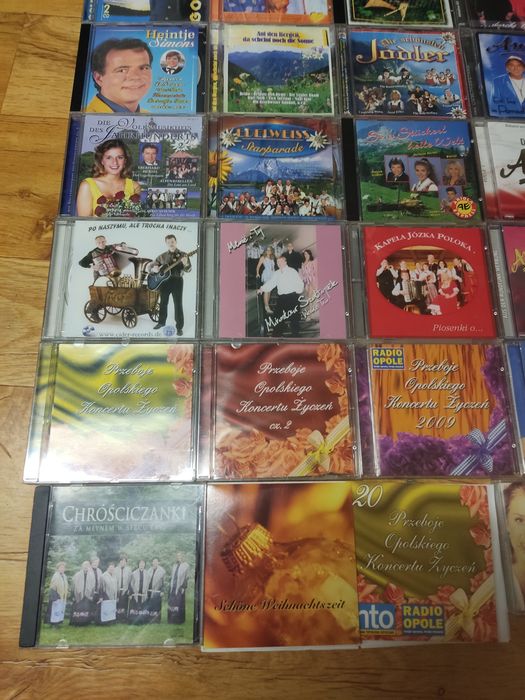 Płyty CD i kasety magnetofonowe