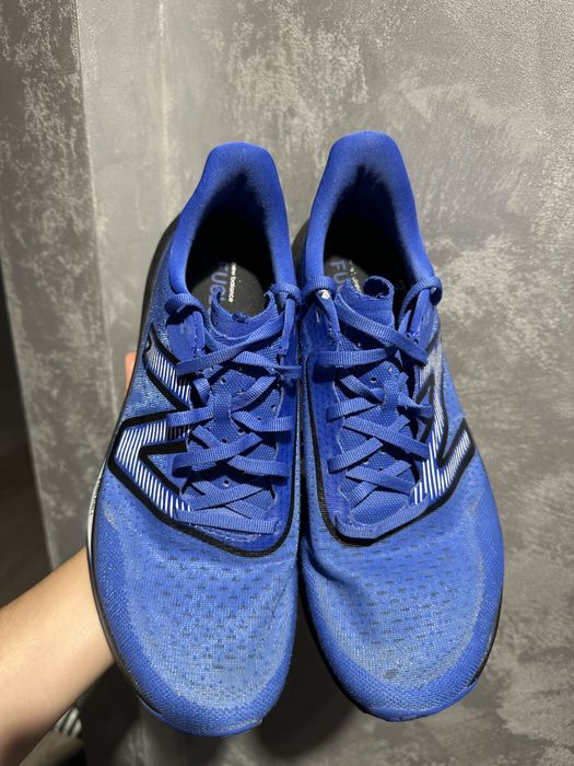New Balance FuelCell кросівки чоловічі кроссовки