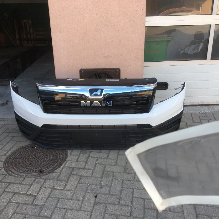 Zderzak przedni VW Crafter II 17- Man TGE rózne wersje, KOLORY