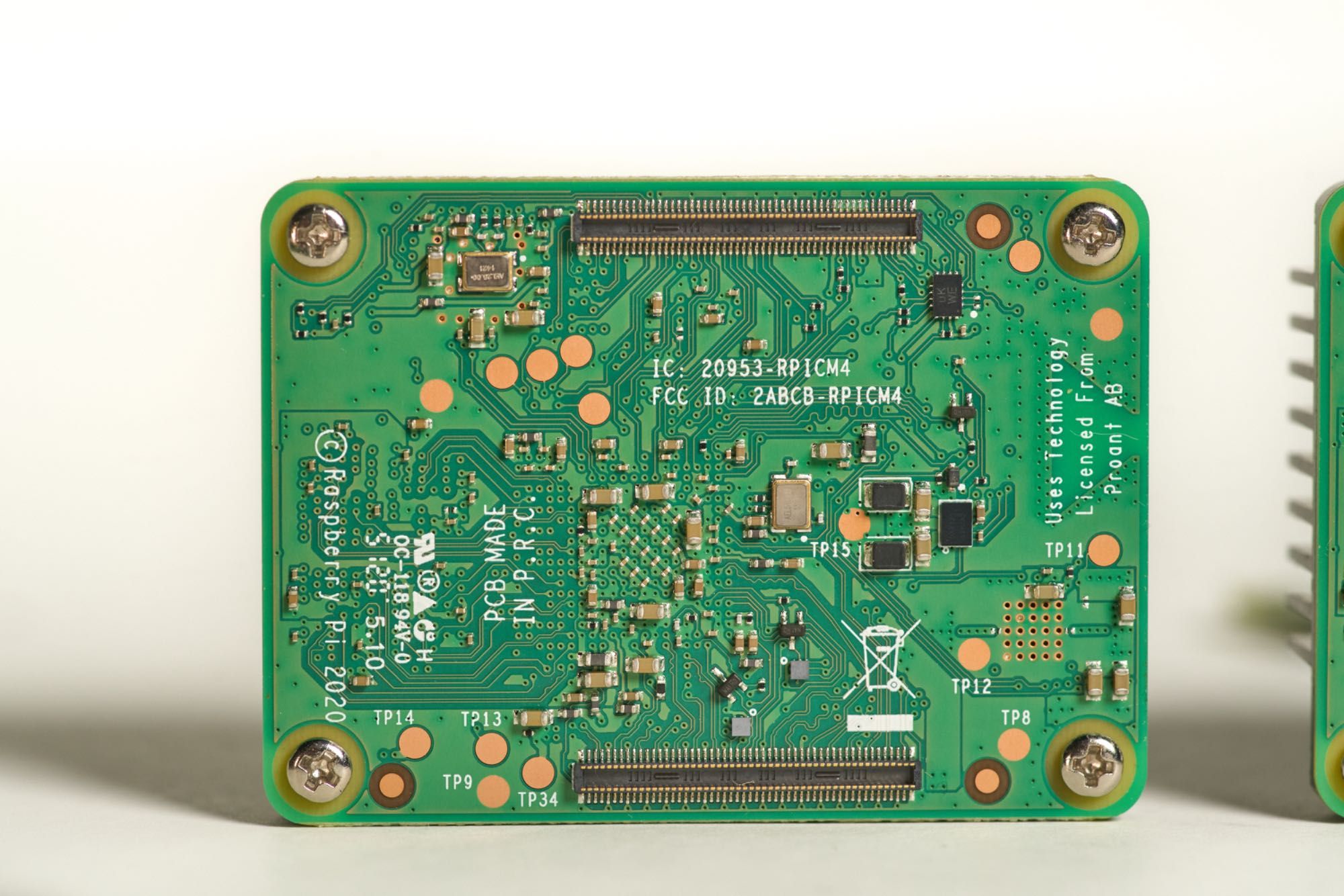 Raspberry pi compute module 4 + i/o board 8bg + 16gb Bluetooth e wifi