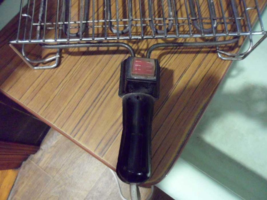 Гриль  электрический модель 8001 2500 вт