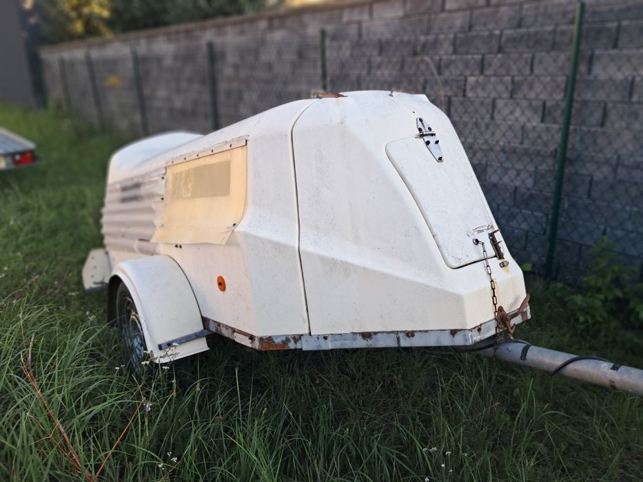 Przyczepka do przewozu zwierząt