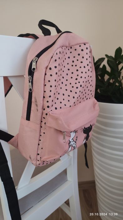 Mały plecak dla dziewczynki