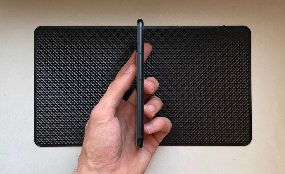 Хороший iPhone SE 2022 - 64 гб - 89% АКБ - NEVERLOCK - MIDNIGHT