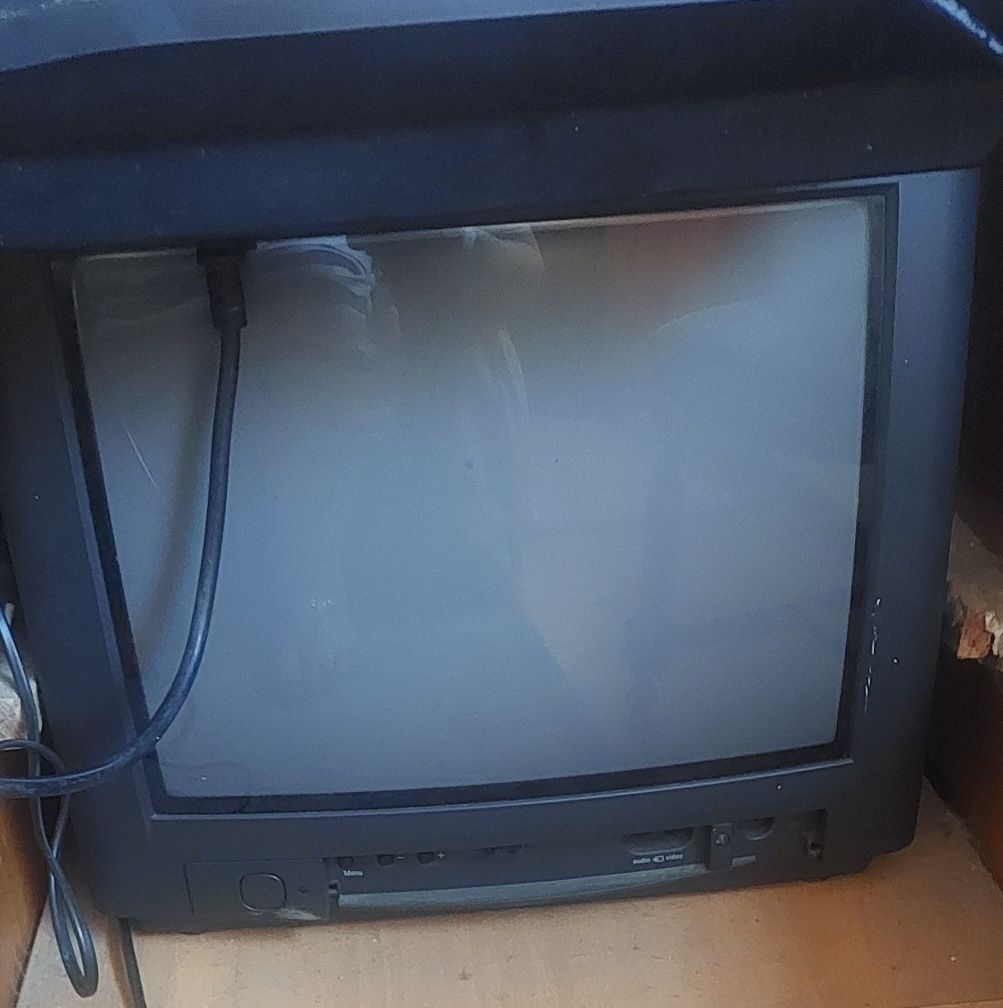 Televisão a funcionar
