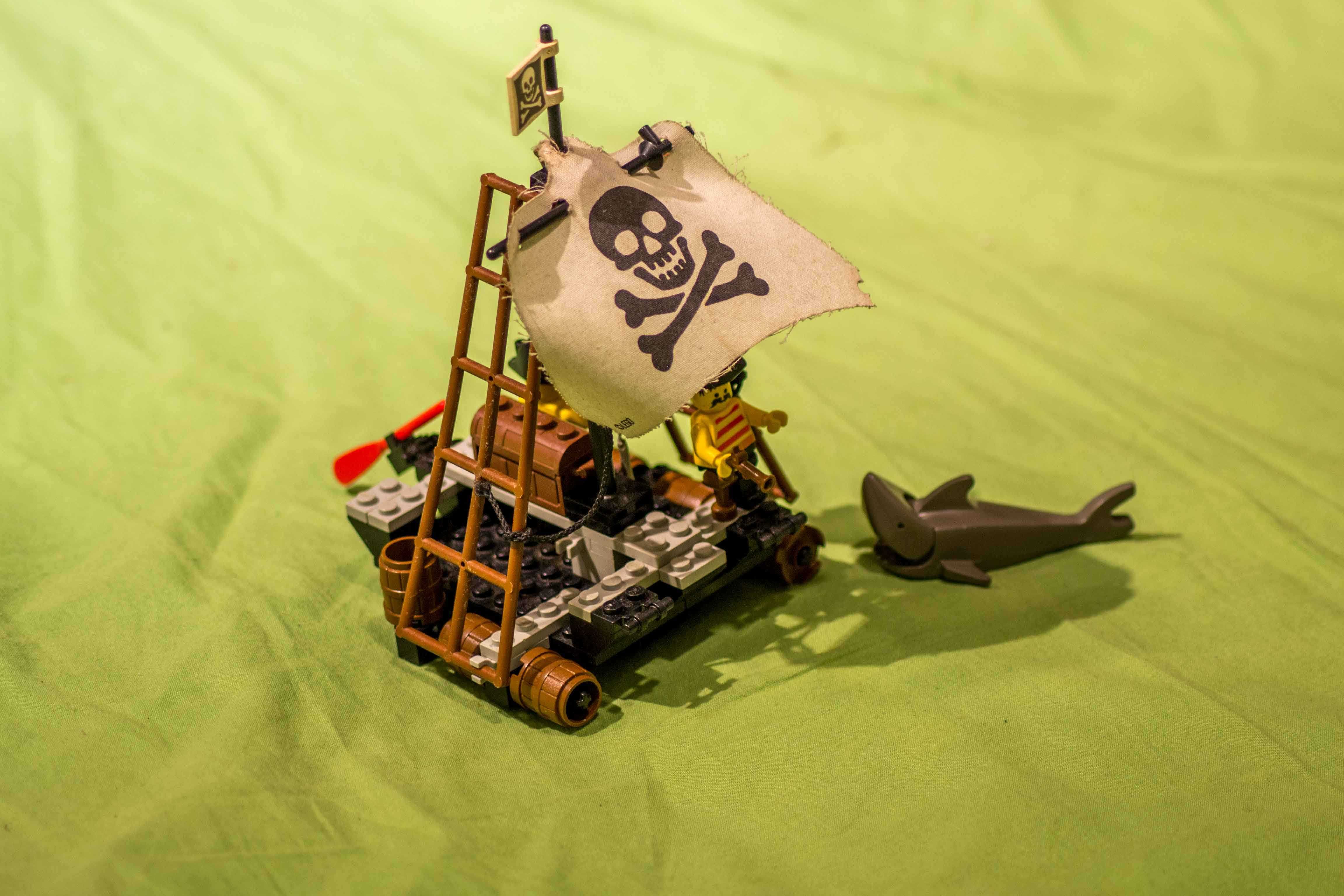 Lego 6261 Pirates Raft Raiders