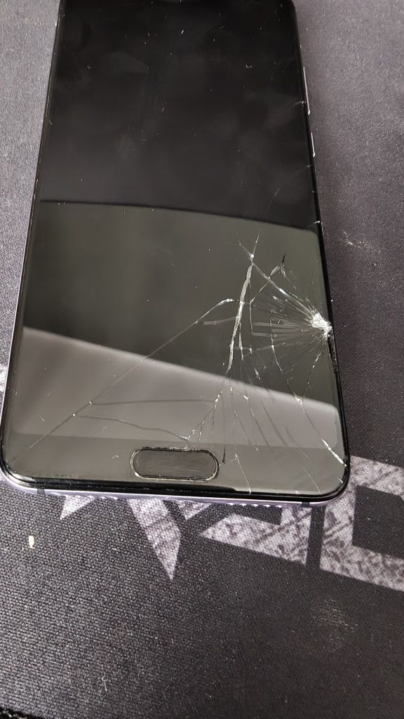 Huawei p20 niebieski