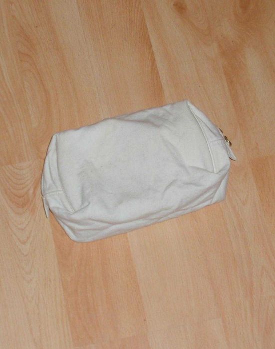 Женская косметичка Burberry Women Bag Cosmetic Beige CK 26/16см YSL LV