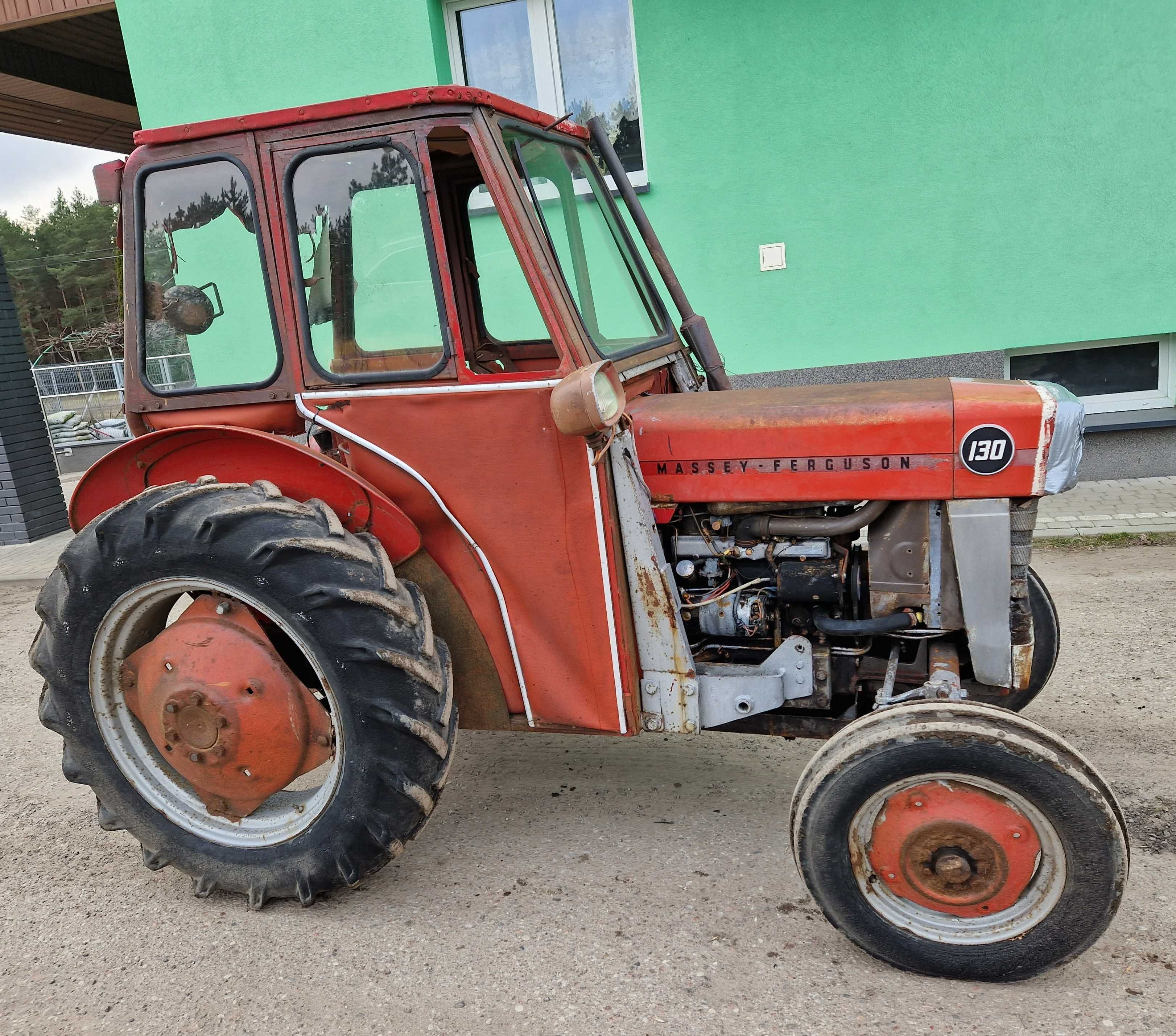 Massey Ferguson 130 z dokumentami