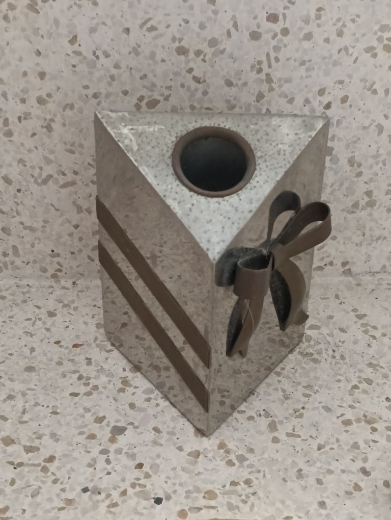 Porta velas ou outros em metal e latão/ bronze