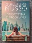 Sprzedam książkę Dziewczyna z Brooklynu Guillaume Musso