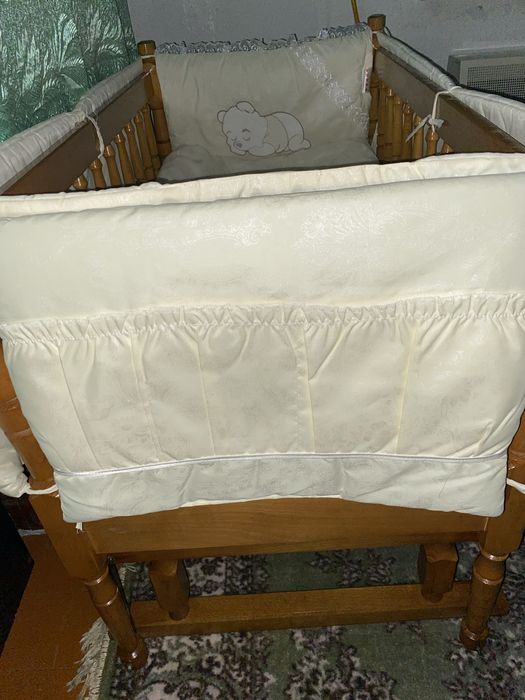 Бортики в ліжечко