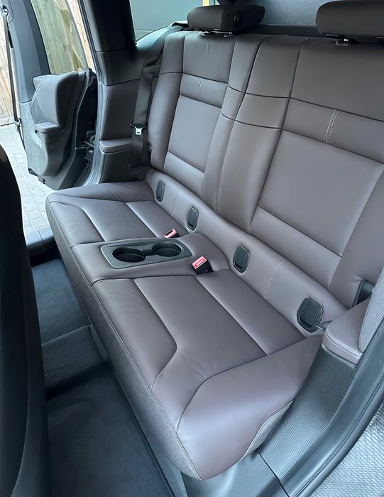 BMW i3      2022
