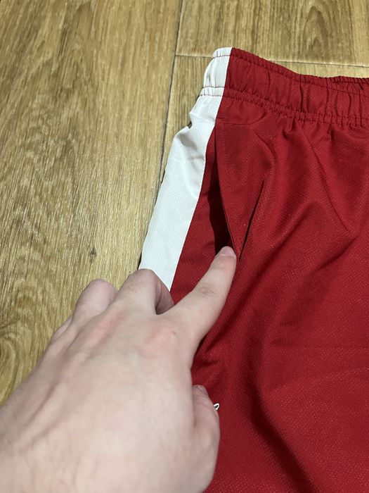 Спортивні штани Lacoste
