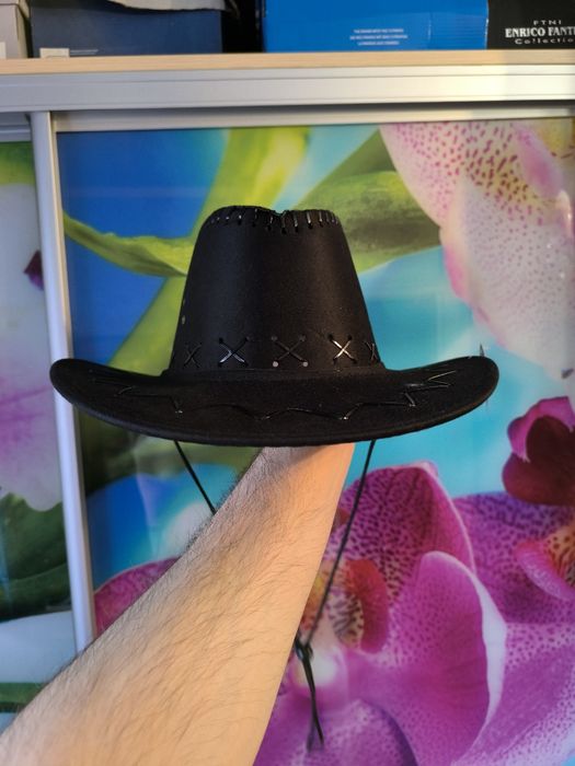Новая шляпа ковбойская чёрного цвета с Olx доставкой+ 50 гривен