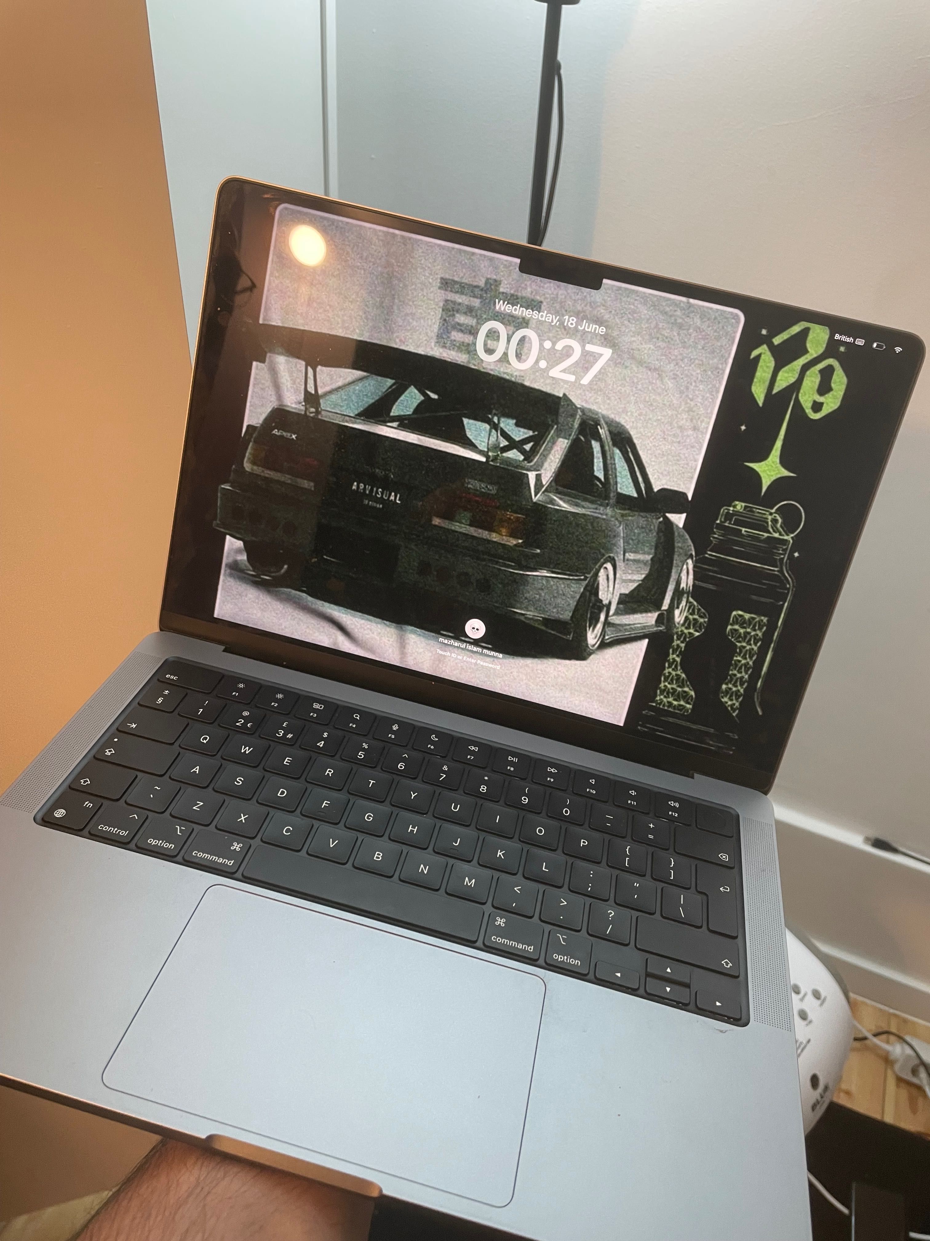 Macbook Pro 14” M2 1Tb