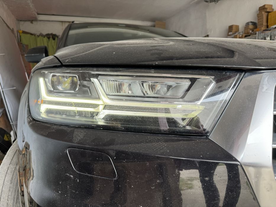 Свтлопровід фар drl дхо  full led audi q7 4m 2017-2019 року