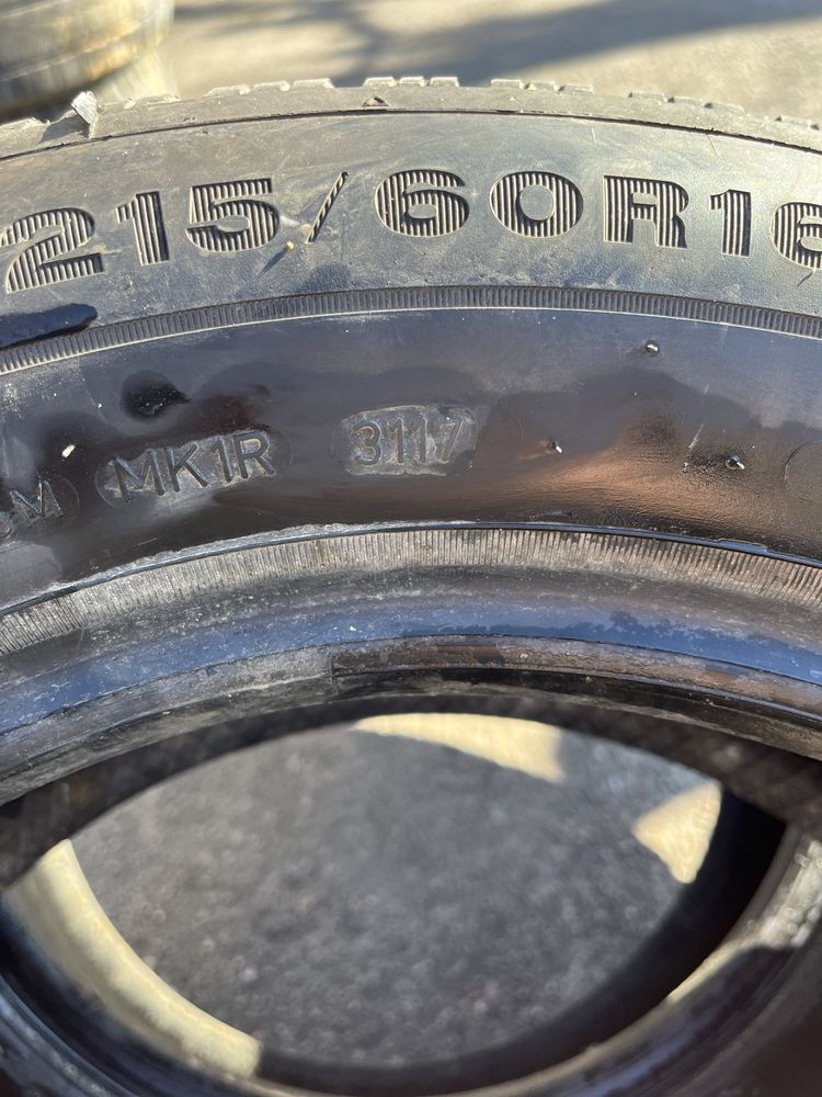 Ризіна б/у в хорошому стані 215/60/16 DUNLOP