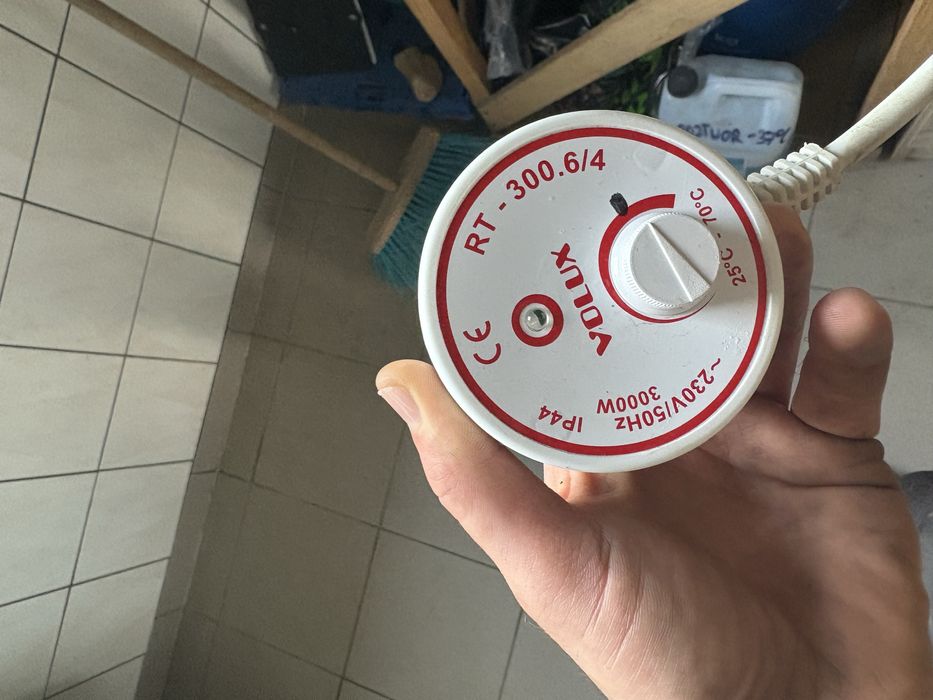 Zbiornik CWU , wężownica + płaszcz, 140l, grzałka 3kW w zestawie
