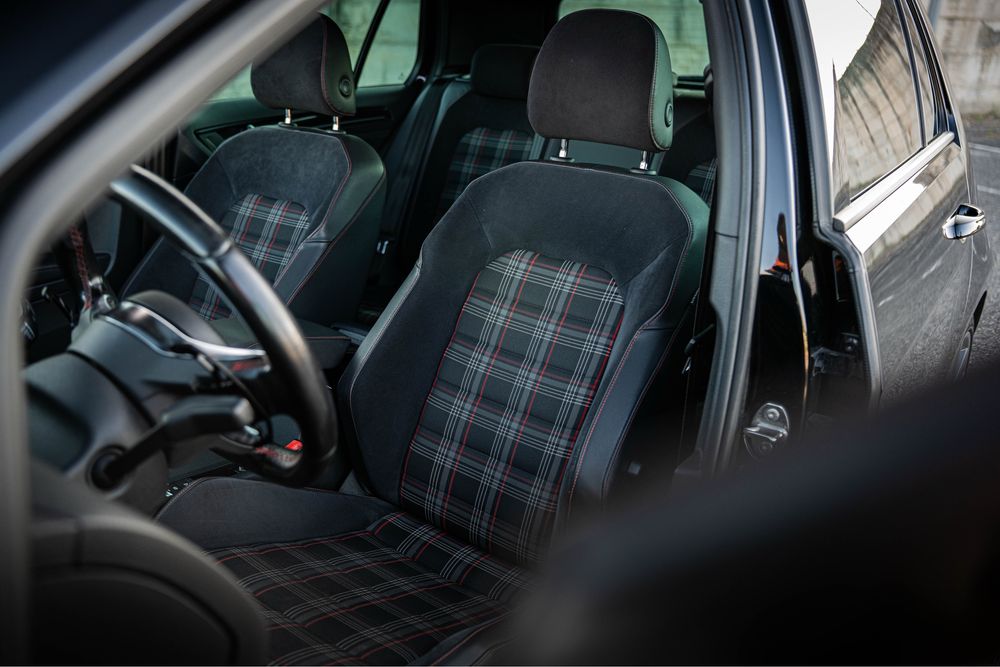 Volkswagen Golf 7 GTI DSG
