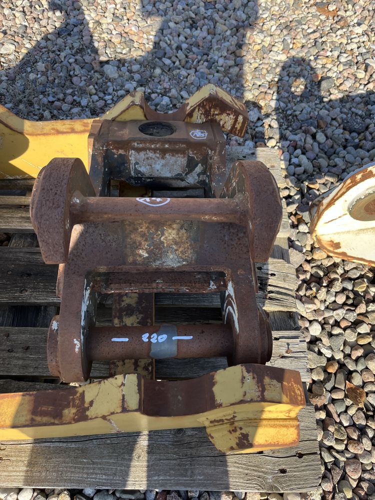 Szybkozłącze mechaniczne Schaeff,Terex do koparki