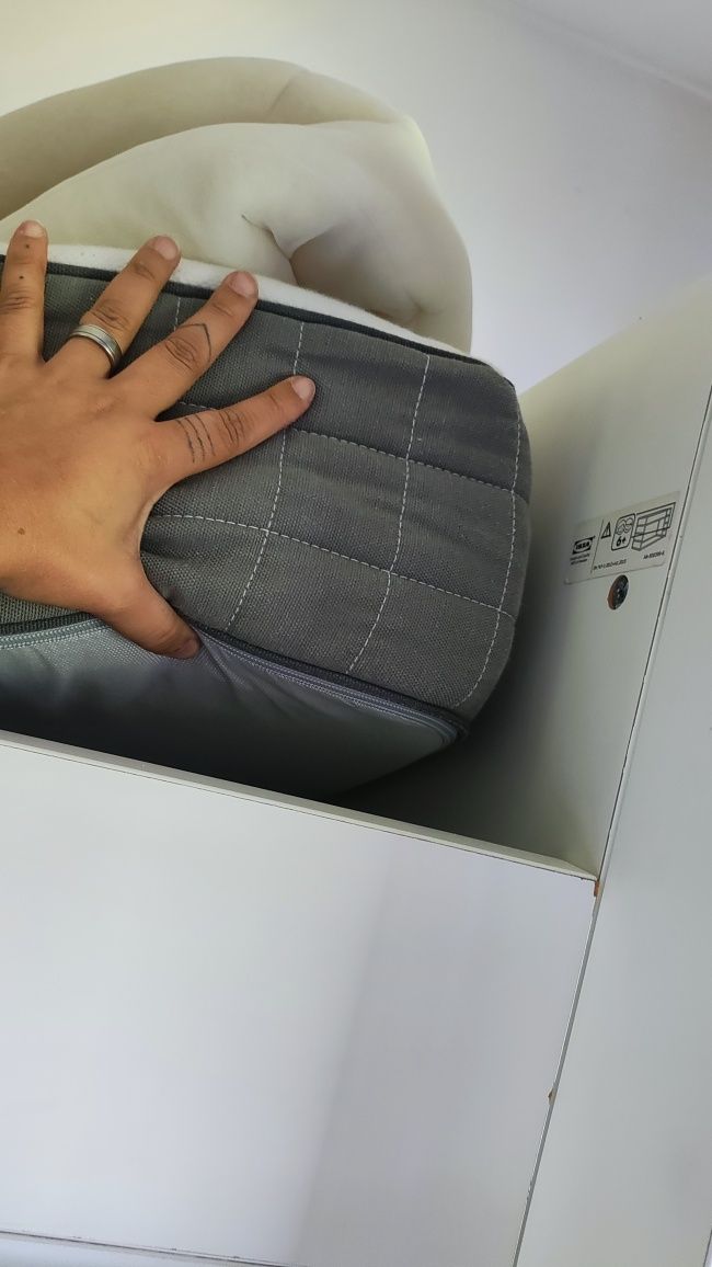 Beliche IKEA + colchão + cadeira